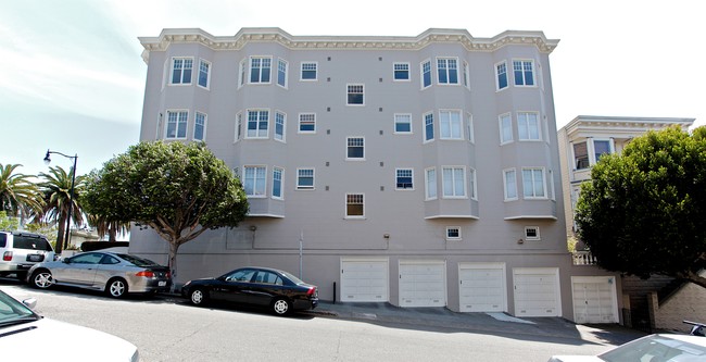 1150 Dolores St in San Francisco, CA - Foto de edificio - Building Photo