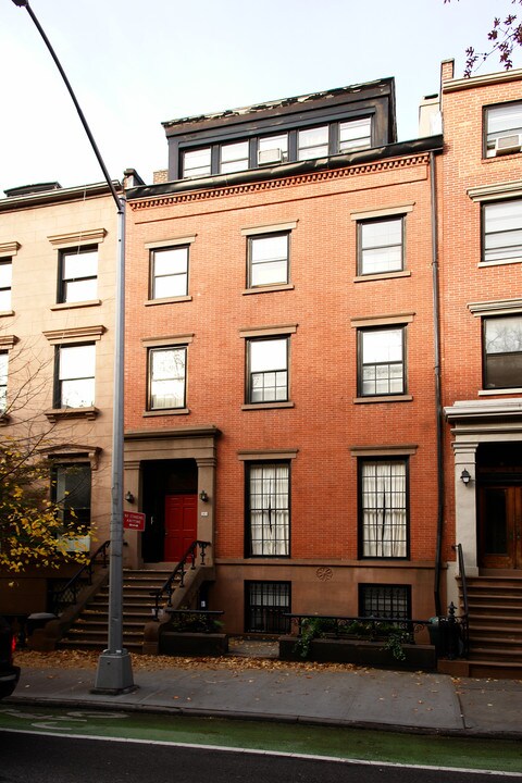 264 Henry St in Brooklyn, NY - Building Photo