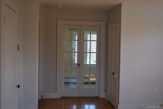 35 Oakland Ave in Warwick, NY - Building Photo - Building Photo