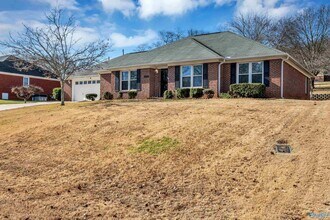 212 Warfe Ct in Huntsville, AL - Building Photo - Building Photo