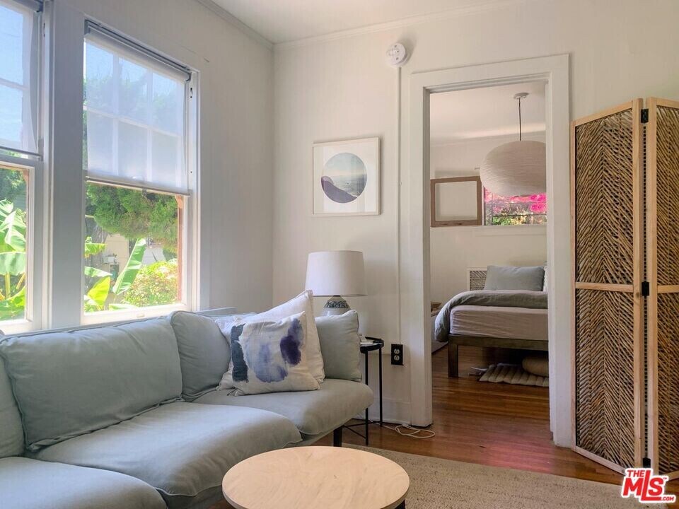 223 Strand St in Santa Monica, CA - Building Photo