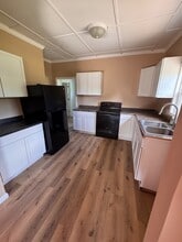 807 N Logan St in Marion, IL - Building Photo - Building Photo