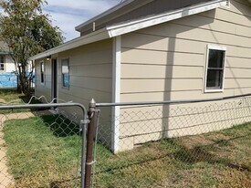 611 S Alabama St in Amarillo, TX - Building Photo