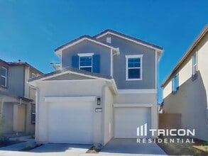 Tricon Winchester in Winchester, CA - Building Photo - Building Photo