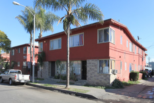 728-734 Cerritos Ave Apartments