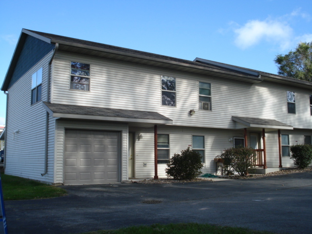 property at 933 West Ave