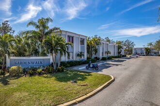 Garden Walk Condominium in Bradenton, FL - Building Photo - Building Photo