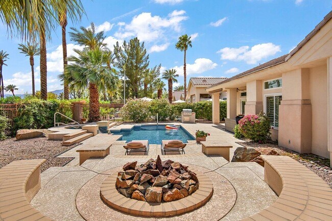 37948 Breeze Way in Palm Desert, CA - Building Photo - Building Photo