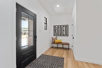 118 Waimanalo Ln in Bastrop, TX - Building Photo - Building Photo