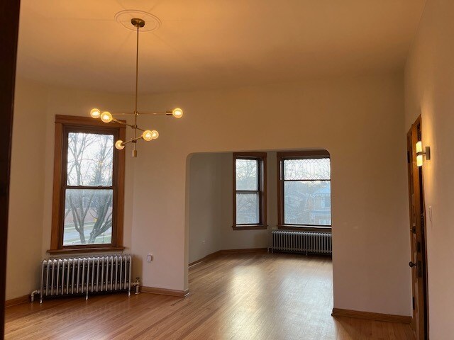 3713 N Kedvale Ave in Chicago, IL - Building Photo - Building Photo