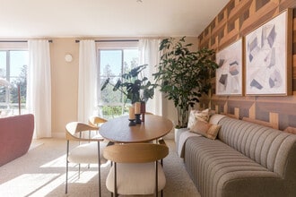 Mosaic Apartments in San Jose, CA - Foto de edificio - Interior Photo