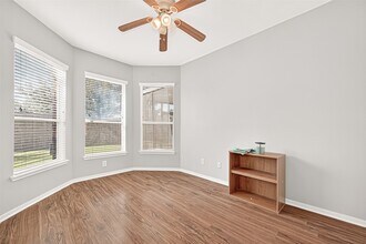 1903 Amber Trail Ln in Richmond, TX - Building Photo - Building Photo