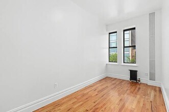 122 Norfolk St in New York, NY - Foto de edificio - Building Photo