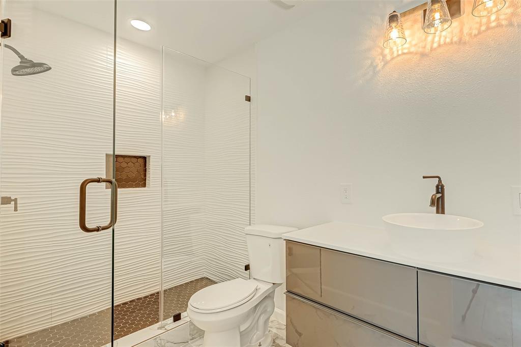 12122 Fairmeadow Dr in Houston, TX - Building Photo