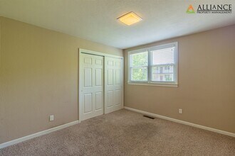 1518 College Ave in Manhattan, KS - Building Photo - Building Photo