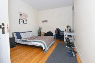 60 Gibbs St in Brookline, MA - Building Photo - Building Photo