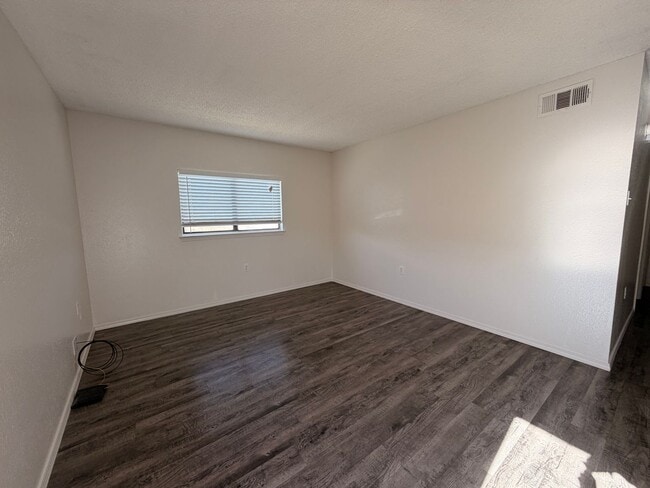 1811 W Jackson Ave in Lovington, NM - Building Photo - Building Photo