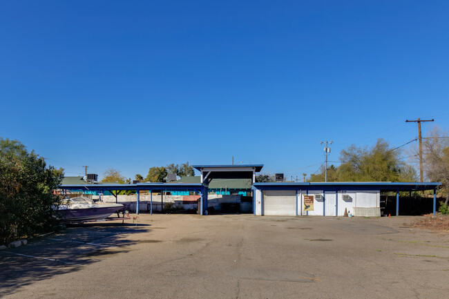 1830 W Indian School Rd in Phoenix, AZ - Building Photo - Building Photo