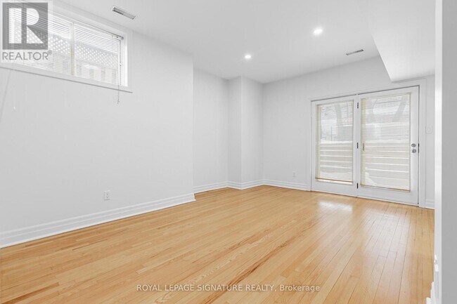 44 Thatcher Ave in Toronto, ON - Building Photo - Building Photo