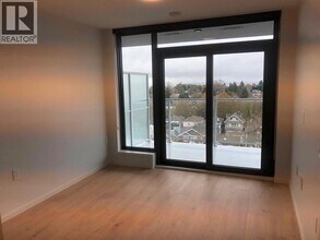 2729-2729 Kingsway in Vancouver, BC - Building Photo - Building Photo