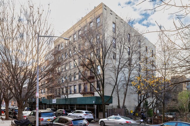 388 E Eighth St in New York, NY - Foto de edificio - Building Photo