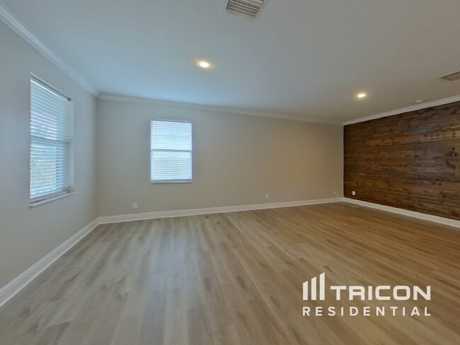 4410 46th Ave N in St. Petersburg, FL - Building Photo - Building Photo