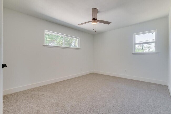 1024 Ridgefield Dr in Plano, TX - Building Photo - Building Photo