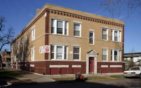 1966 S Trumbull Ave in Chicago, IL - Building Photo