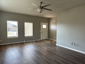 809 Lakeview Dr in Moore, OK - Building Photo - Building Photo
