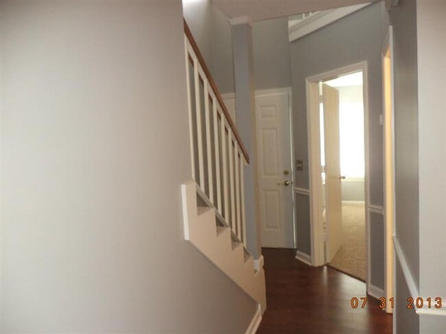 301 Yorkshire Cir in Nashville, TN - Building Photo - Building Photo