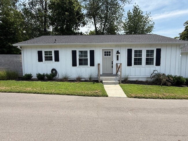 property at 2128 Sharondale Dr