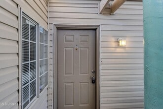 245 Mc Donnell Ave in Biloxi, MS - Foto de edificio - Building Photo