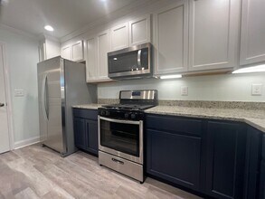 1208 Gay St-Unit -Unit C in Dandridge, TN - Building Photo - Building Photo