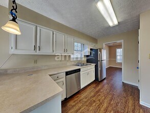 4615 Wheeler Creek Dr in Hoschton, GA - Building Photo - Building Photo