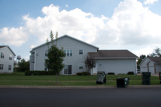 841-849 St. Albert The Great Dr in Sun Prairie, WI - Building Photo - Building Photo