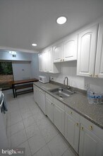 2237 Castle Rock Square in Reston, VA - Building Photo - Building Photo