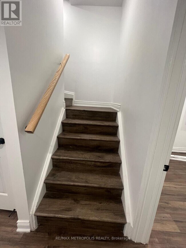 69 Jessop Dr in Brampton, ON - Building Photo - Building Photo