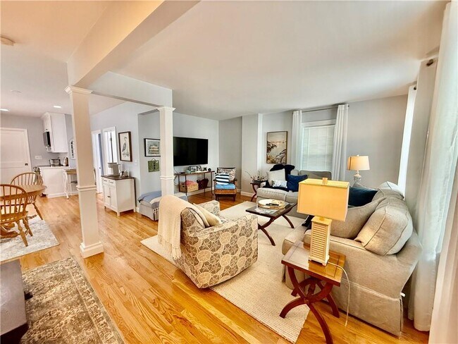 18 Carey St in Newport, RI - Building Photo - Building Photo