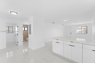 11997 SW 218th St in Miami, FL - Building Photo - Building Photo