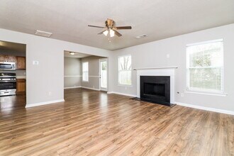 2009 Rolling Meadows Rd in Villa Rica, GA - Building Photo - Building Photo