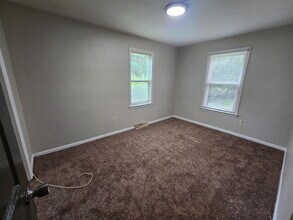 9701 Green Valley Dr in St. Louis, MO - Building Photo - Building Photo