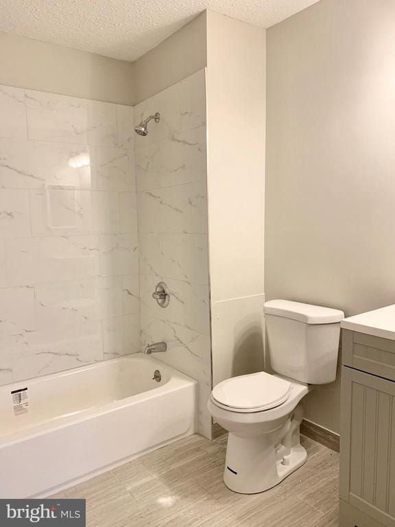 property at 27 Franklin Pl