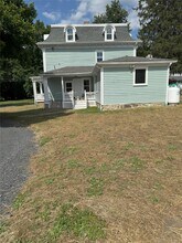29 Edenville Rd in Warwick, NY - Building Photo - Building Photo