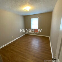 1401 Meeks St in Dyersburg, TN - Building Photo - Building Photo