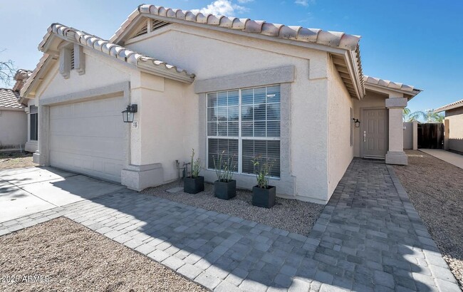 property at 1152 N Bogle Ave