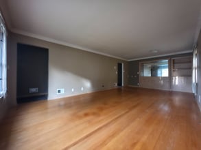 2866 S 58th St in Milwaukee, WI - Foto de edificio - Building Photo