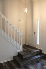6135 Sawmill Woods Dr in Fort Wayne, IN - Foto de edificio - Building Photo
