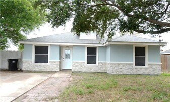 12 Aggassi Dr in Weslaco, TX - Building Photo