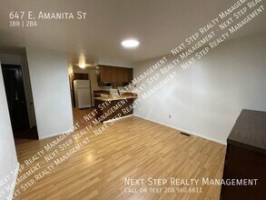 647 E Amanita St in Eagle, ID - Building Photo - Building Photo