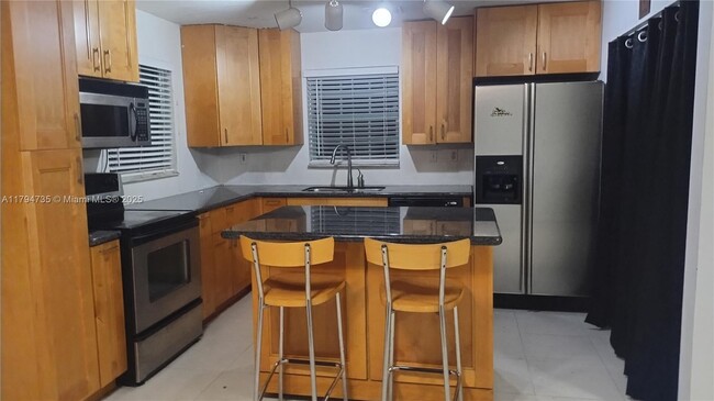 11502 SW 149th Path in Miami, FL - Foto de edificio - Building Photo